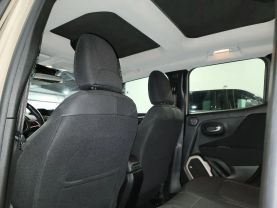 2016 Jeep Renegade - - Image 16