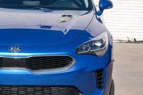2019 KIA STINGER SEDAN 4-CYL, TURBO, 2.0 LITER PREMIUM SEDAN 4D