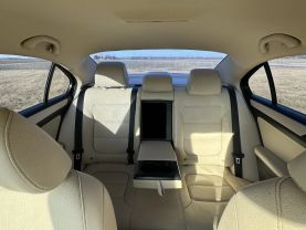 2011 VOLKSWAGEN JETTA SEDAN 5-CYL, PZEV, 2.5 LITER SE SEDAN 4D