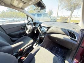 2017 Chevrolet Trax Ls Sport Utility 4d - Image 27