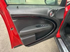 2016 Mini Countryman - Image 11