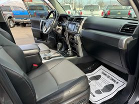 2019 TOYOTA 4RUNNER SUV V6, 4.0 LITER SR5 PREMIUM SPORT UTILITY 4D