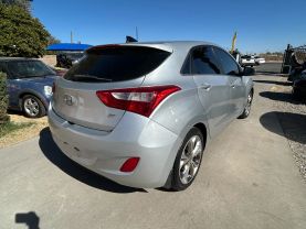 2013 Hyundai Elantra - Image 5
