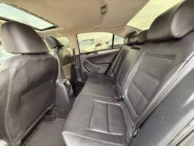 2017 VOLKSWAGEN JETTA SEDAN 4-CYL, TURBO, 1.4 LITER 1.4T SE SEDAN 4D