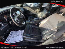 2011 DODGE CHARGER SEDAN V8, HEMI, 5.7 LITER R/T SEDAN 4D