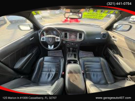 2011 DODGE CHARGER SEDAN V8, HEMI, 5.7 LITER R/T SEDAN 4D