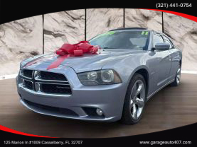 2011 DODGE CHARGER SEDAN V8, HEMI, 5.7 LITER R/T SEDAN 4D
