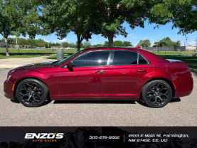 2019 CHRYSLER 300