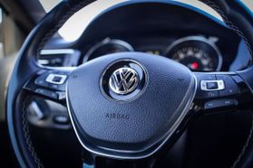 2016 VOLKSWAGEN JETTA SEDAN 4-CYL, PZEV, 1.8T 1.8T SPORT SEDAN 4D