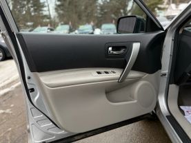 2013 NISSAN ROGUE SUV 4-CYL, 2.5 LITER SV W/SL PKG SPORT UTILITY 4D