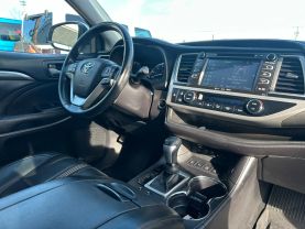 Used 2018 TOYOTA HIGHLANDER SUV V6, 3.5 LITER SE SPORT UTILITY 4D - LA Auto Star located in Virginia Beach, VA