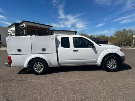 2015 NISSAN FRONTIER KING CAB PICKUP V6, 4.0 LITER SV PICKUP 2D 6 FT at The One Autosales Inc in Phoenix , AZ 85022  33.60461470880989, -112.03641575767358