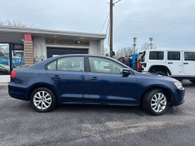 Used 2012 VOLKSWAGEN JETTA SEDAN 5-CYL, 2.5 LITER 2.5L SE SEDAN 4D - LA Auto Star located in Virginia Beach, VA