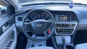 2016 Hyundai Sonata - Image 30
