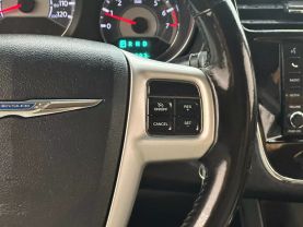 2012 CHRYSLER 200