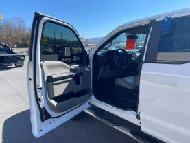 2017 FORD F250 SUPER DUTY SUPER CAB 6.5FT KNAPHEIDE SERVICE BED TRUCK SERVICE/UTILITY TRUCKS V8, 6.2 LITER XL PICKUP 4D - Eddies Auto Sales