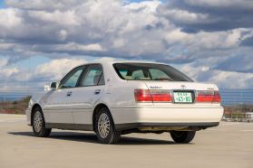 1999 TOYOTA CROWN SEDAN 2JZ-FSE ROYAL SALOON G