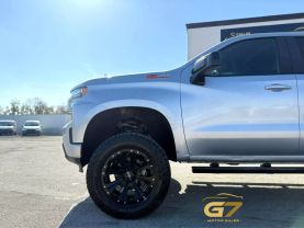 2019 Chevrolet Silverado 1500 Crew Cab - Image 10