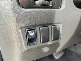 2010 NISSAN TITAN CREW CAB
