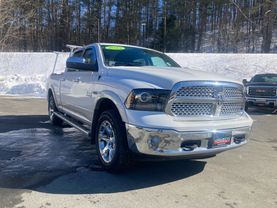 2015 RAM 1500 CREW CAB PICKUP V6, TURBO ECODIESEL, 3.0L LARAMIE PICKUP 4D 6 1/3 FT