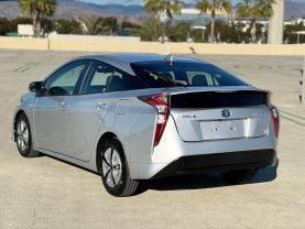2016 TOYOTA PRIUS HATCHBACK 4-CYL, HYBRID, 1.8 LITER TWO HATCHBACK 4D
