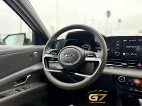 2023 Hyundai Elantra - Image 17