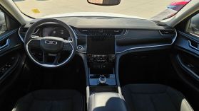 2024 Jeep Grand Cherokee - Image 11