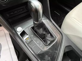 2019 VOLKSWAGEN TIGUAN SUV 4-CYL, TURBO, 2.0 LITER 2.0T SE SPORT UTILITY 4D
