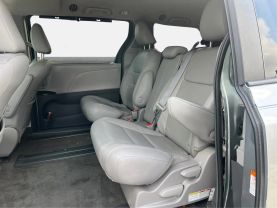 2018 TOYOTA SIENNA