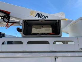 2016 FORD F550 SUPER DUTY 45FT BUCKET TRUCK  ALTEC AT40M BUCKET TRUCKS V8, TURBO DIESEL, 6.7 LITER XL 165" W.B. 2D - Eddies Auto Sales