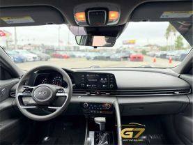 2023 Hyundai Elantra - Image 16