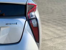 2016 TOYOTA PRIUS HATCHBACK 4-CYL, HYBRID, 1.8 LITER TWO HATCHBACK 4D