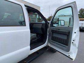 2011 FORD F550 SUPER DUTY CREW CAB 9FT KNAPHEIDE SERVICE BED TRUCK SERVICE/UTILITY TRUCKS V8, TURBO DIESEL, 6.7 LITER 176" W.B. 4D - Eddies Auto Sales