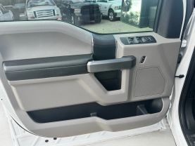 2017 FORD F150 SUPERCREW CAB PICKUP V8, FLEX FUEL, 5.0 LITER XL PICKUP 4D 5 1/2 FT