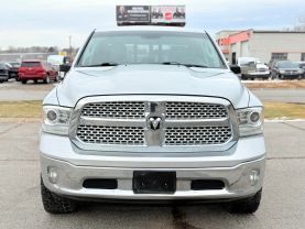 2017 RAM 1500 CREW CAB PICKUP V8, HEMI, 5.7 LITER LARAMIE PICKUP 4D 5 1/2 FT