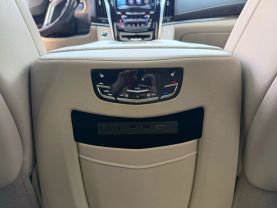 2019 CADILLAC ESCALADE SUV V8, 6.2 LITER LUXURY SPORT UTILITY 4D