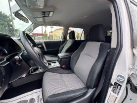 2016 TOYOTA 4RUNNER SUV V6, 4.0 LITER SR5 SPORT UTILITY 4D