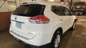 2016 Nissan Rogue - Image 14