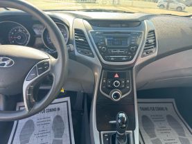 2016 HYUNDAI ELANTRA SEDAN 4-CYL, 1.8 LITER SE SEDAN 4D