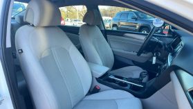 2016 Hyundai Sonata - Image 27