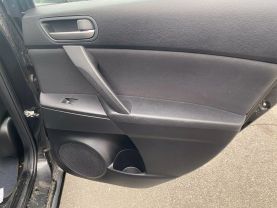 2010 MAZDA MAZDA3