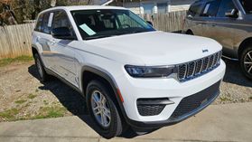 2024 Jeep Grand Cherokee - Image 3