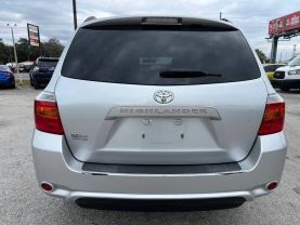 2010 TOYOTA HIGHLANDER SUV 4-CYL, 2.7 LITER SPORT UTILITY 4D