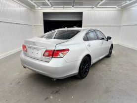 2010 LEXUS ES