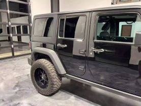 2017 JEEP WRANGLER UNLIMITED SUV V6, 3.6 LITER RUBICON SPORT UTILITY 4D
