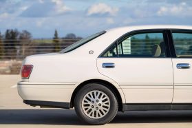 1999 TOYOTA CROWN SEDAN 2JZ-FSE ROYAL SALOON G