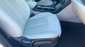 2016 Hyundai Sonata - Image 26