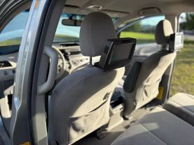 2011 TOYOTA SIENNA VAN V6, 3.5 LITER LE MINIVAN 4D