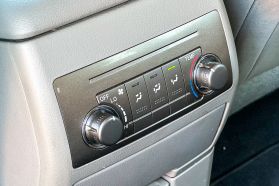 2011 TOYOTA HIGHLANDER SUV - AUTOMATIC - Gentle Carmen Auto