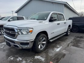 2018 RAM 1500 CREW CAB